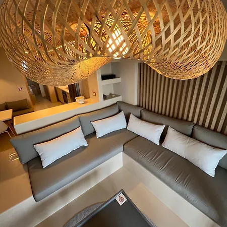 펜션 Elements- Wood & Earth By Hostandros *